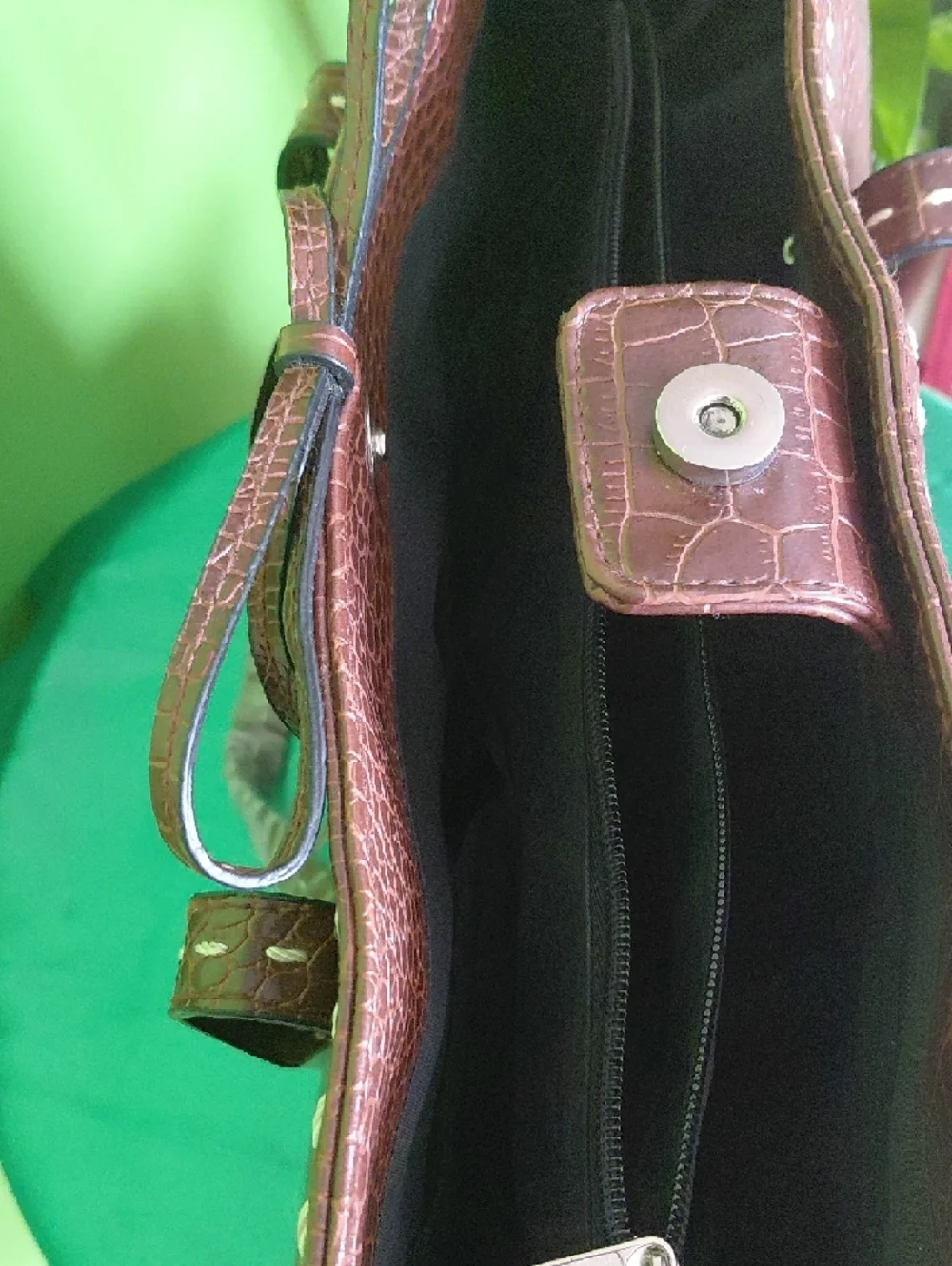 Totes Brown Faux Crocodile Leather -Embossed Glossy Tote with Tassel, NWT